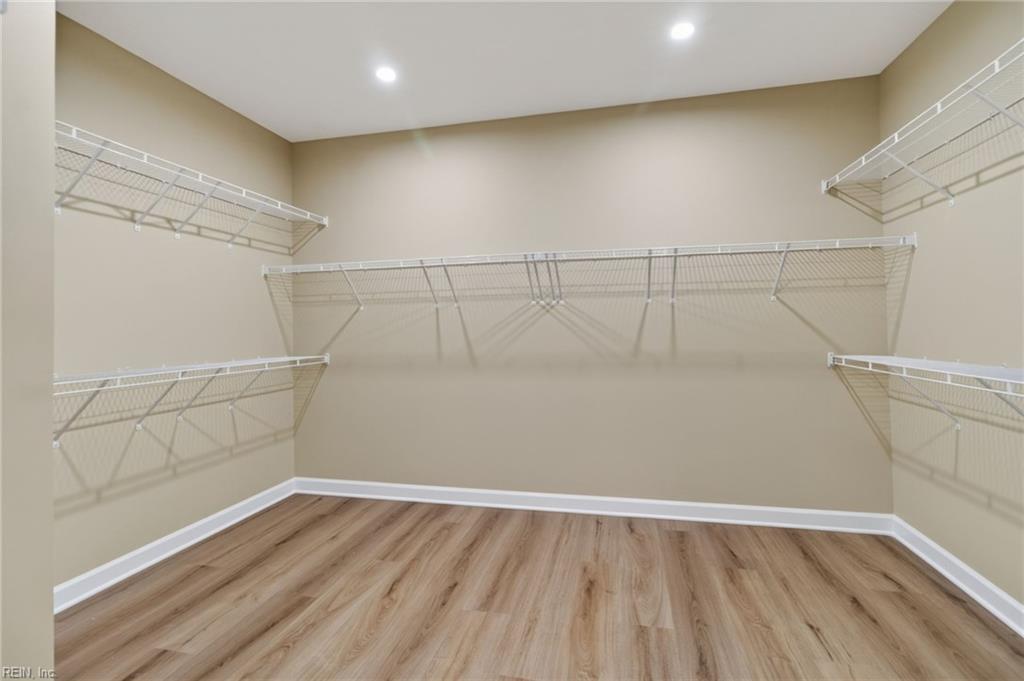 24 Brough Ln Property Photo 28