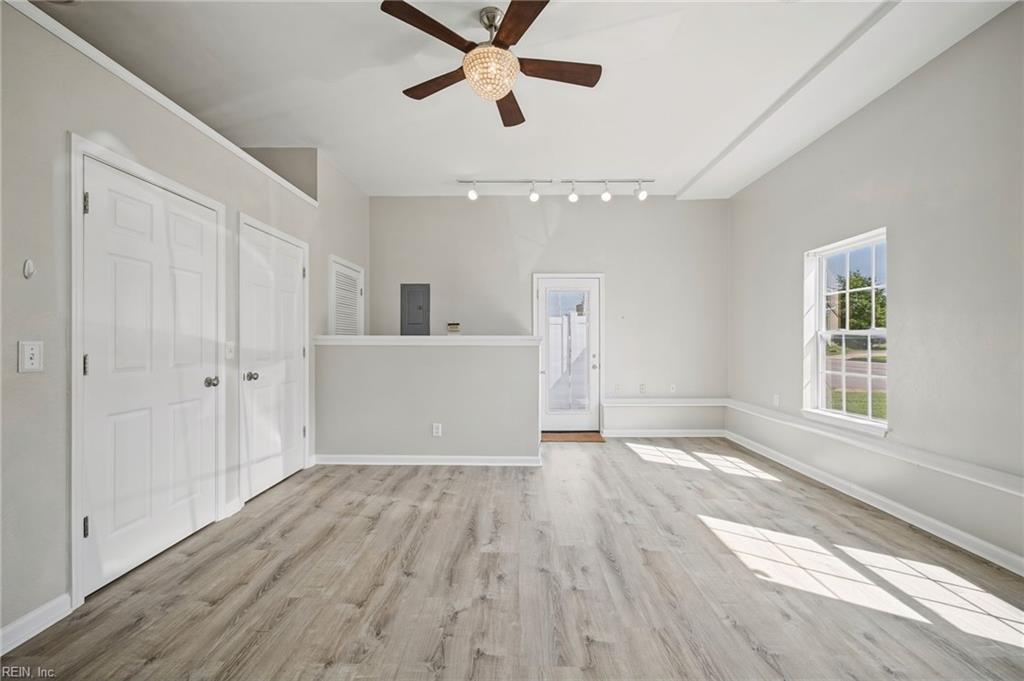 202 Cameron Xing Property Photo 14