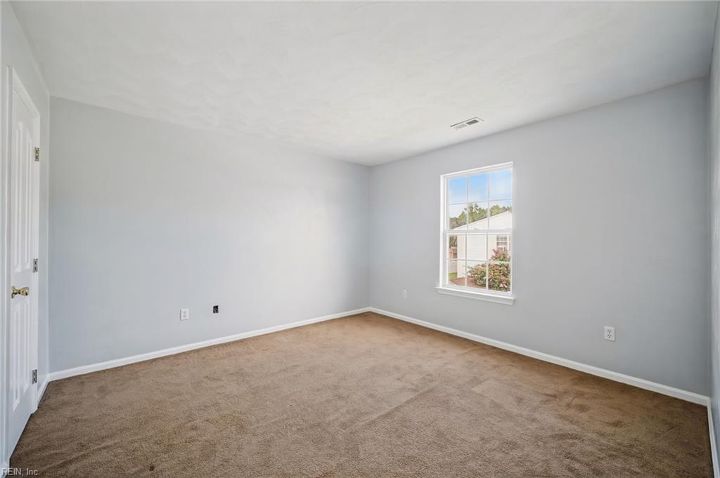 202 Cameron Xing Property Photo 28