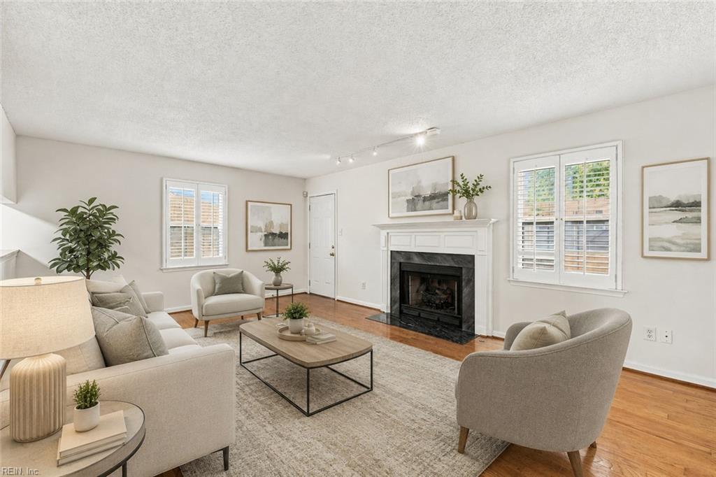 1 Loquat Pl Property Photo 3