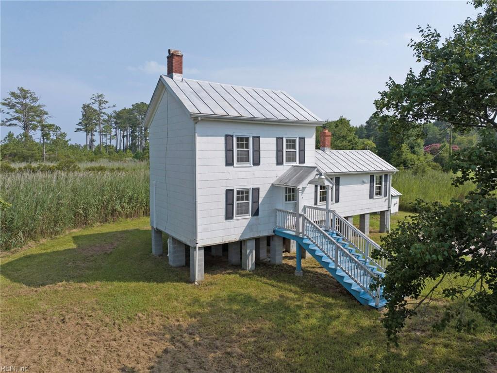 2122 Haven Beach Rd Property Photo 1