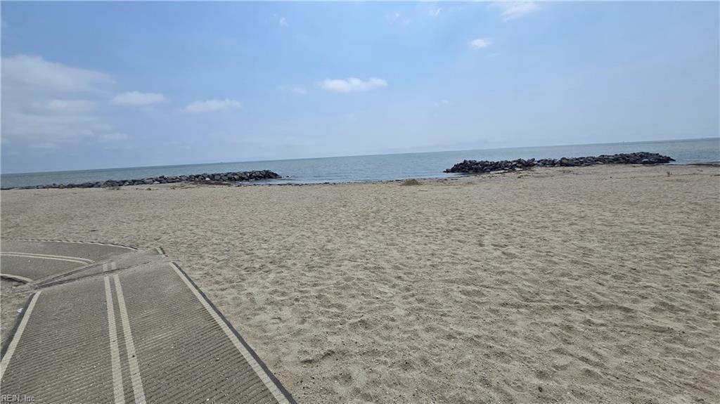 2122 Haven Beach Rd Property Photo 5
