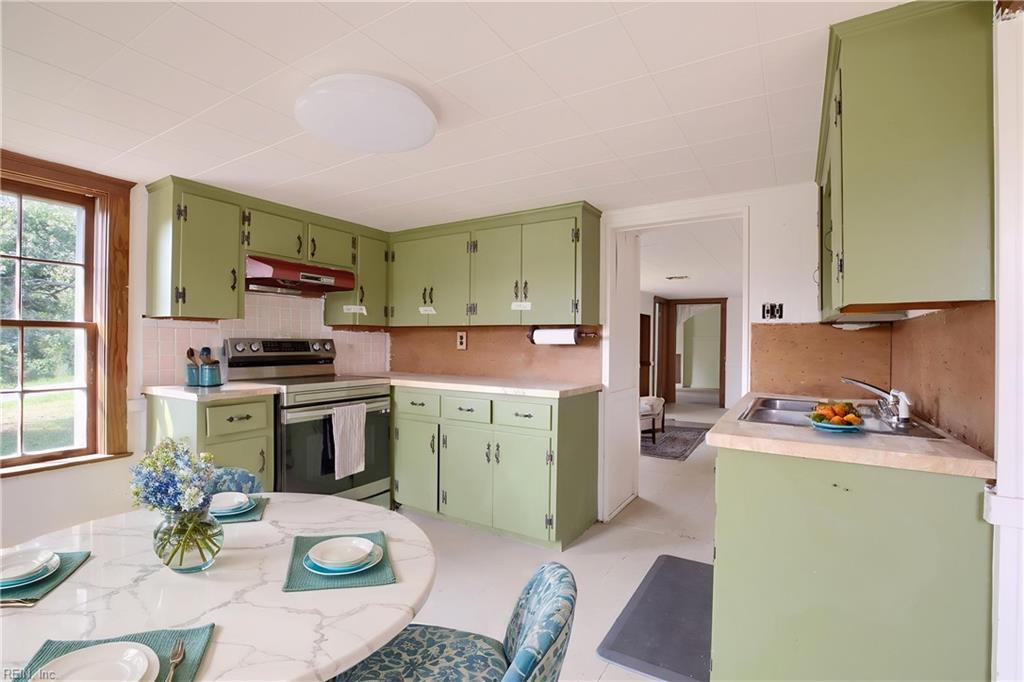 2122 Haven Beach Rd Property Photo 8