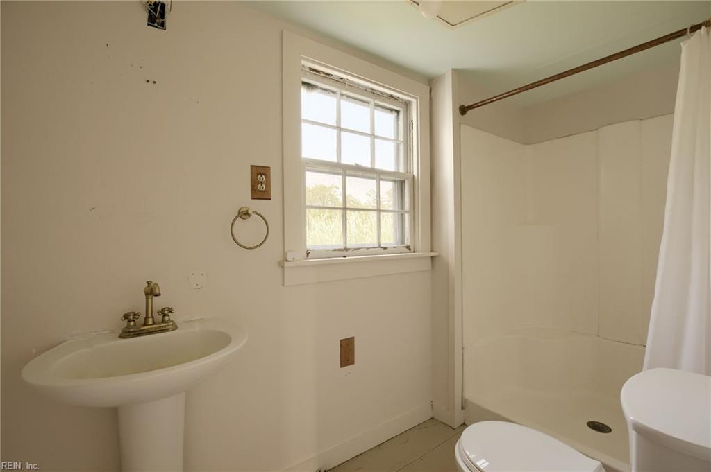 2122 Haven Beach Rd Property Photo 19