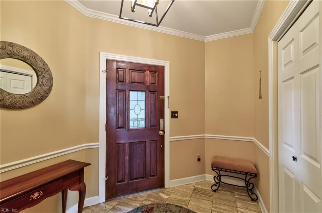 30 Brough Ln Property Photo 3