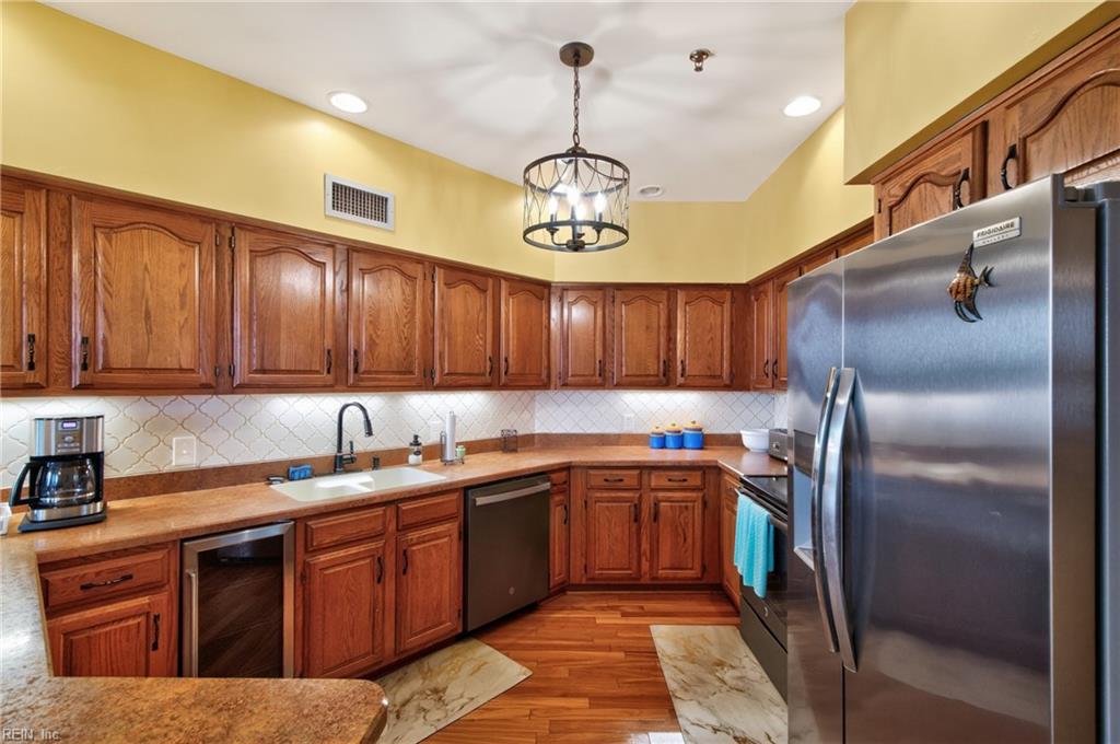 30 Brough Ln Property Photo 8