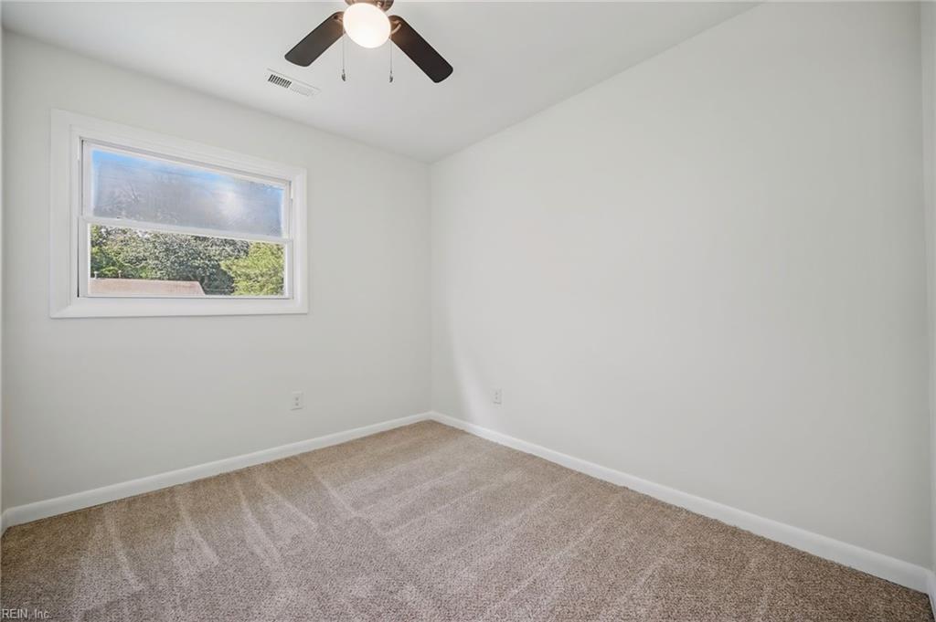 1830 Beall Dr Property Photo 13