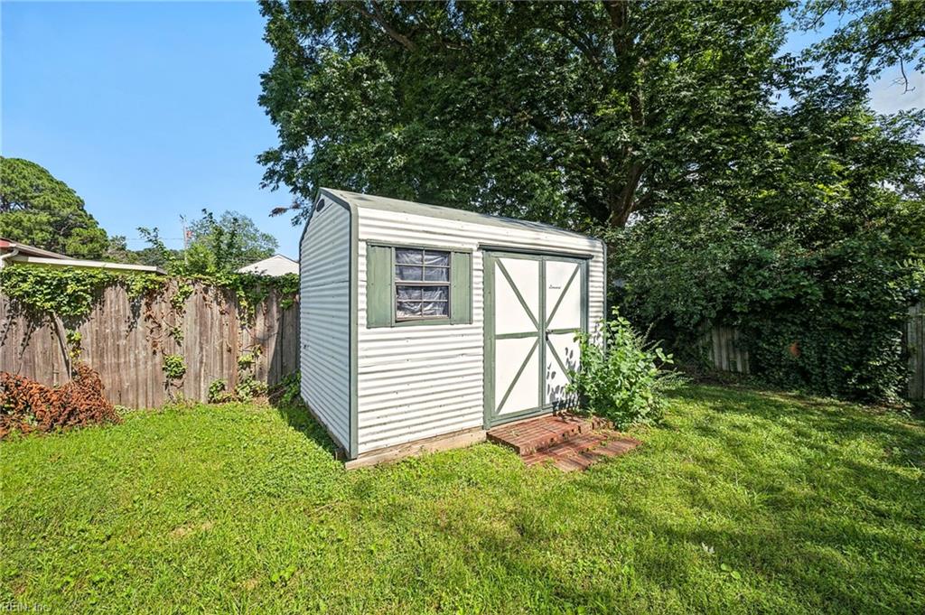 1830 Beall Dr Property Photo 24