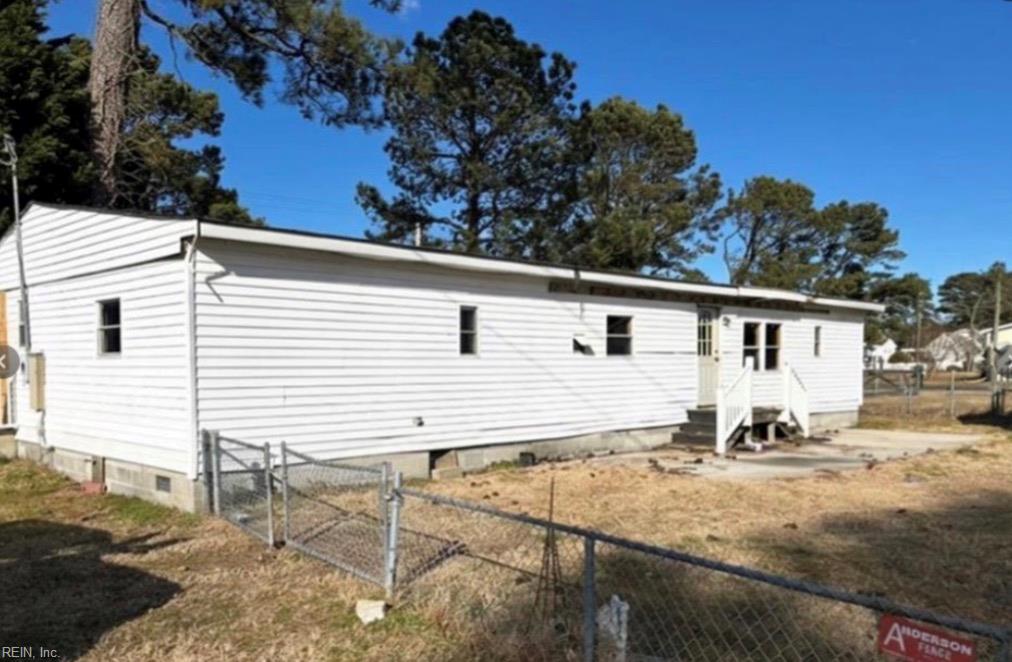 8111 Leo Ln Property Photo 2