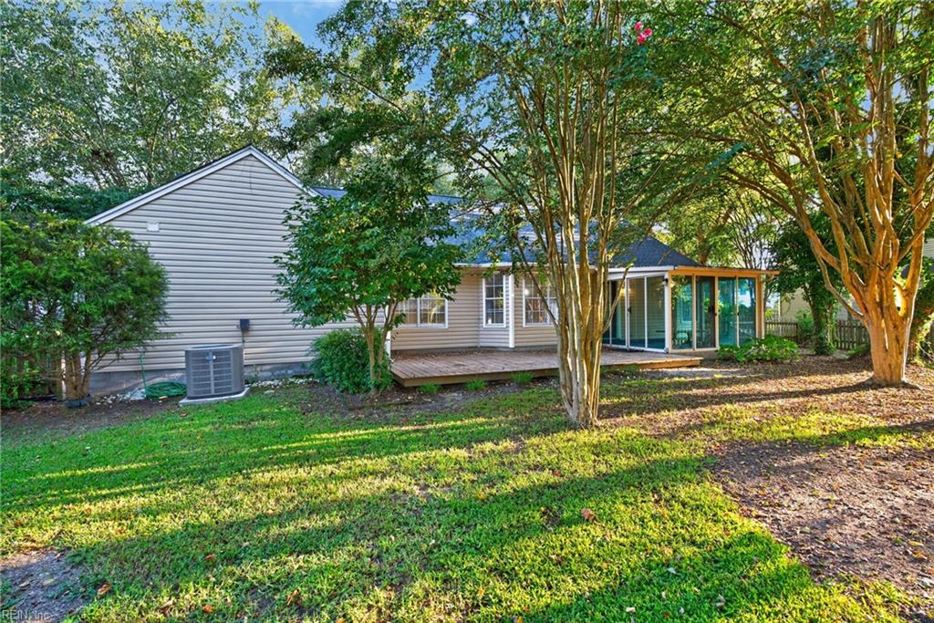 302 Carriage Ct Property Photo 34