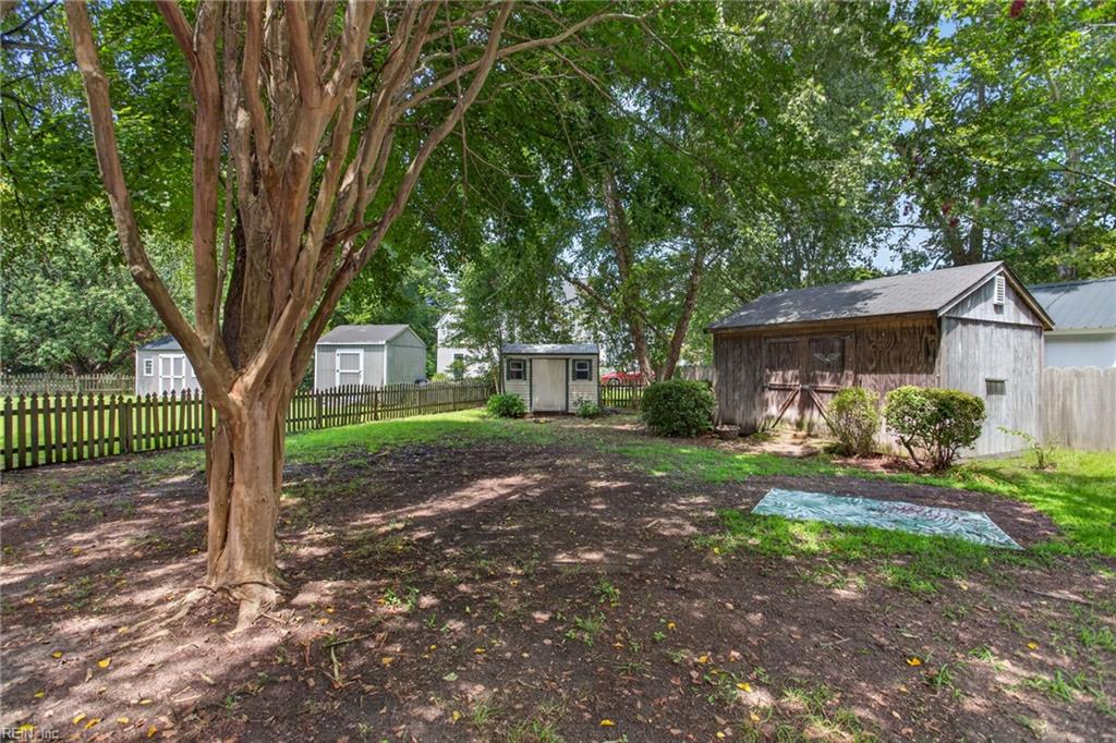 302 Carriage Ct Property Photo 37