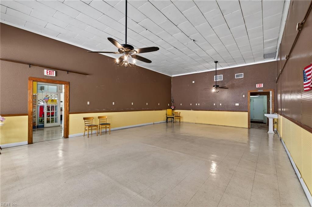 32129 Main St Property Photo 22