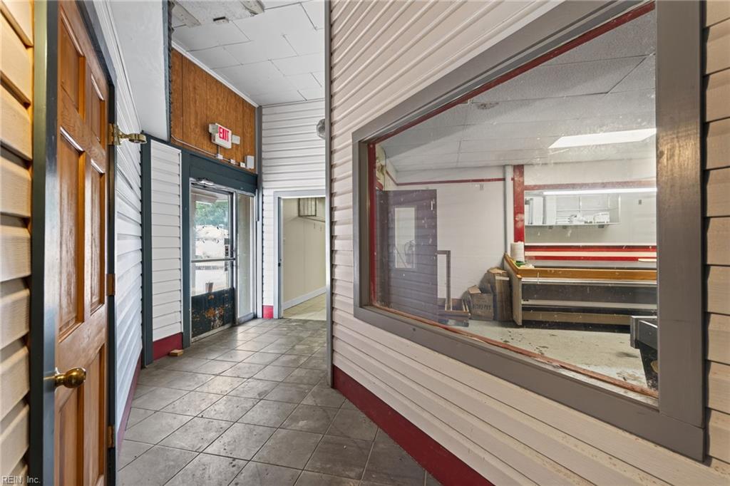 32129 Main St Property Photo 24