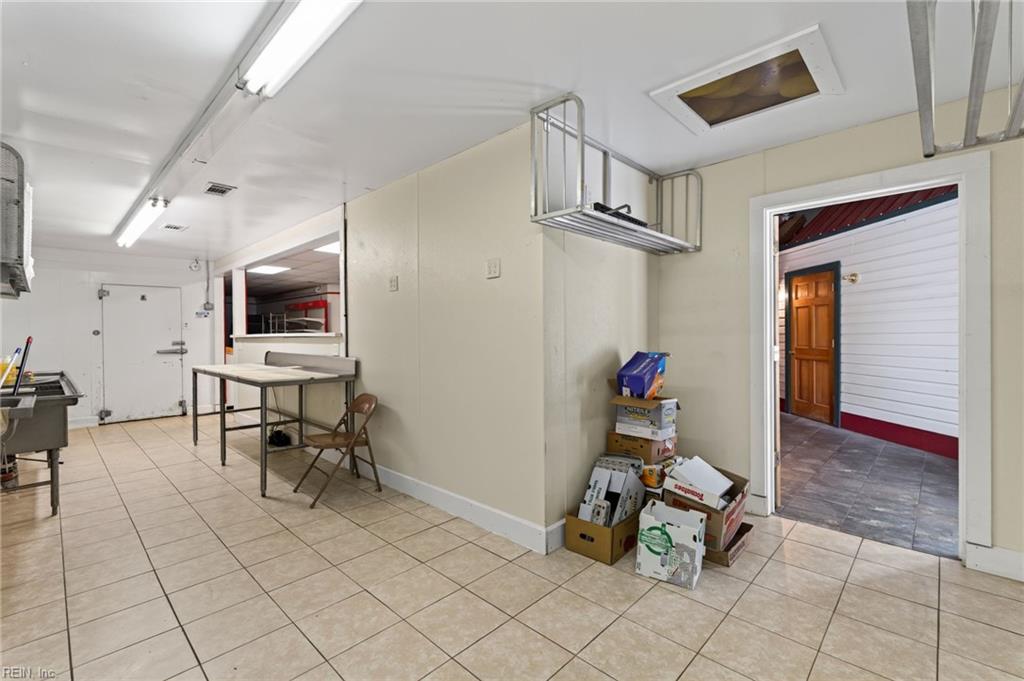 32129 Main St Property Photo 31