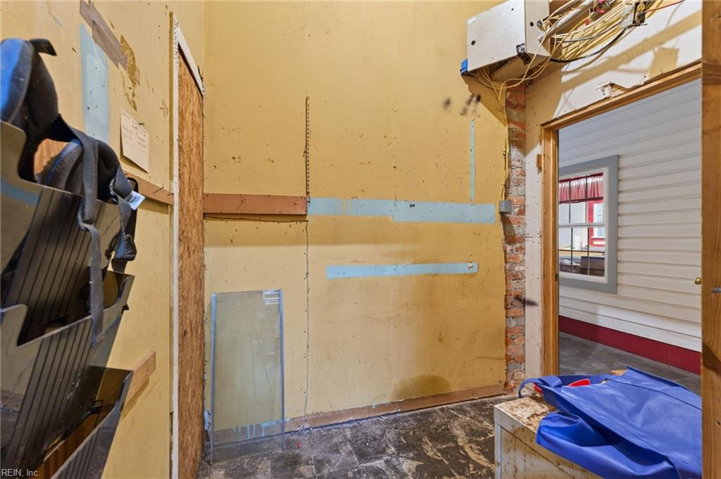 32129 Main St Property Photo 44