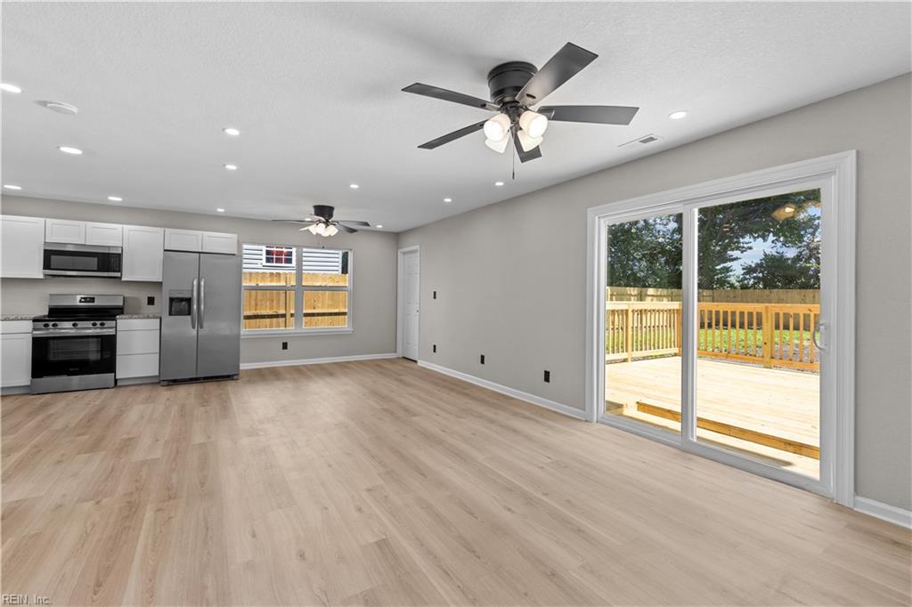 1416 Bolton St Property Photo 3