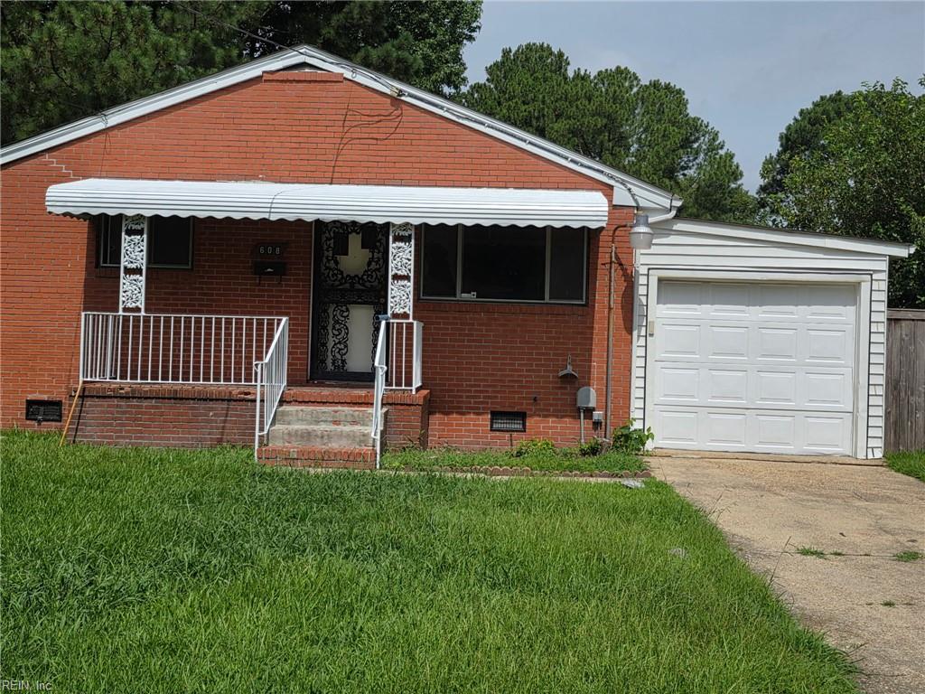 608 Edinburg Ave Property Photo 1
