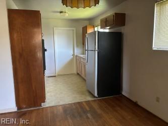 608 Edinburg Ave Property Photo 7