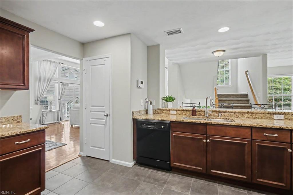 5448 Paperwhite Ln Property Photo 16