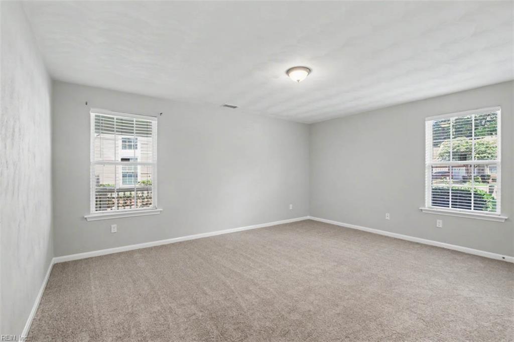 5448 Paperwhite Ln Property Photo 32