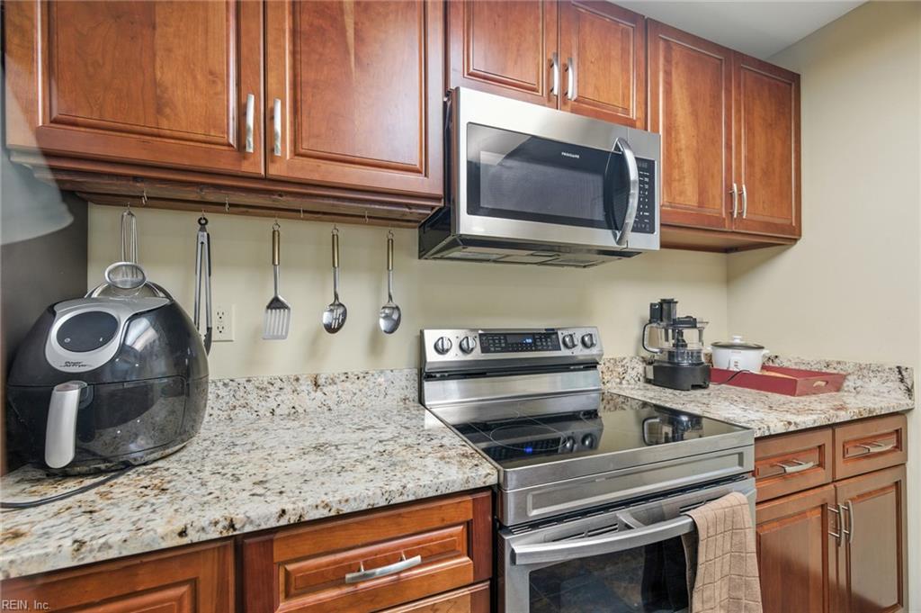 4409 Segovia Ct Property Photo 10