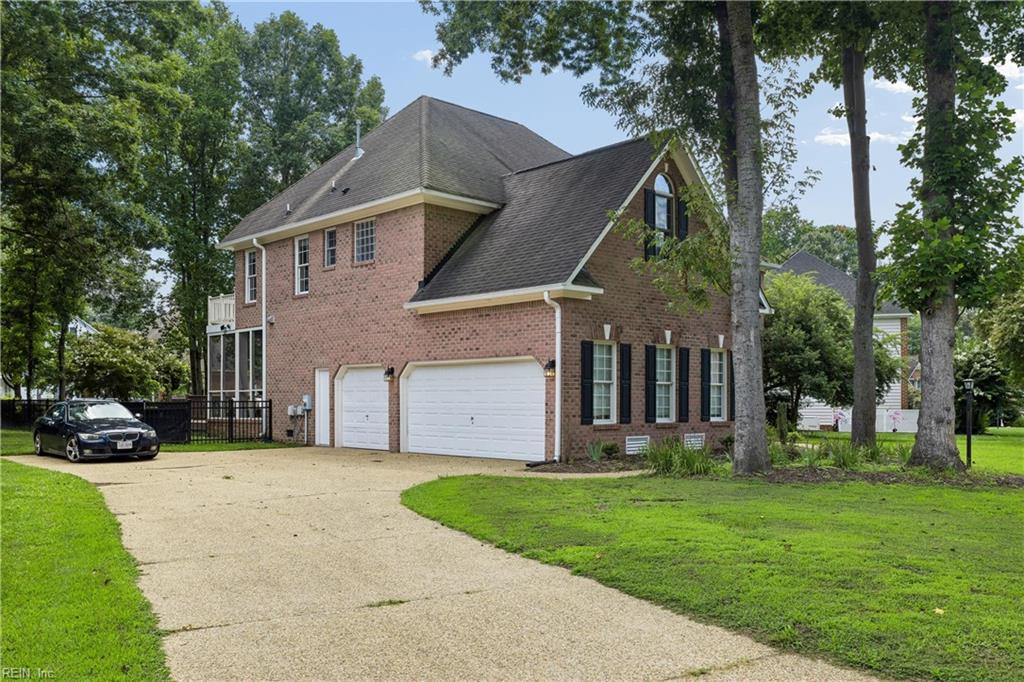 20711 Creekside Dr Property Photo 3
