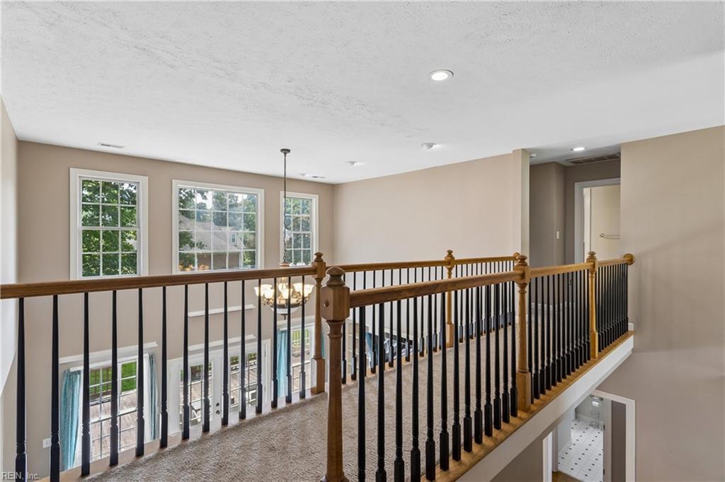 20711 Creekside Dr Property Photo 17
