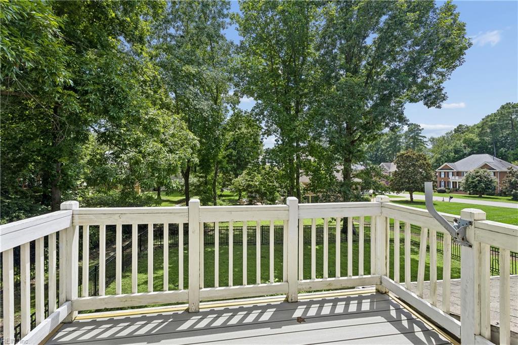 20711 Creekside Dr Property Photo 27