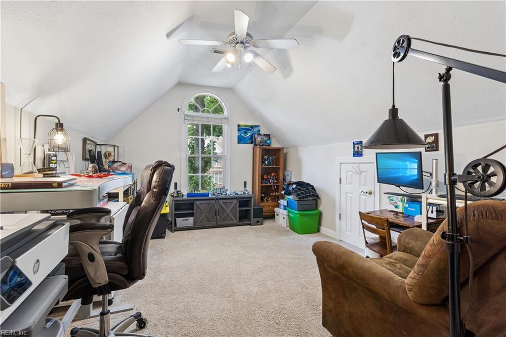 20711 Creekside Dr Property Photo 31