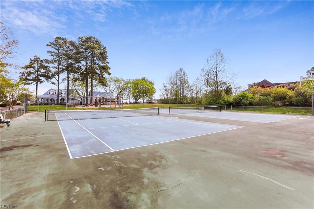20711 Creekside Dr Property Photo 38