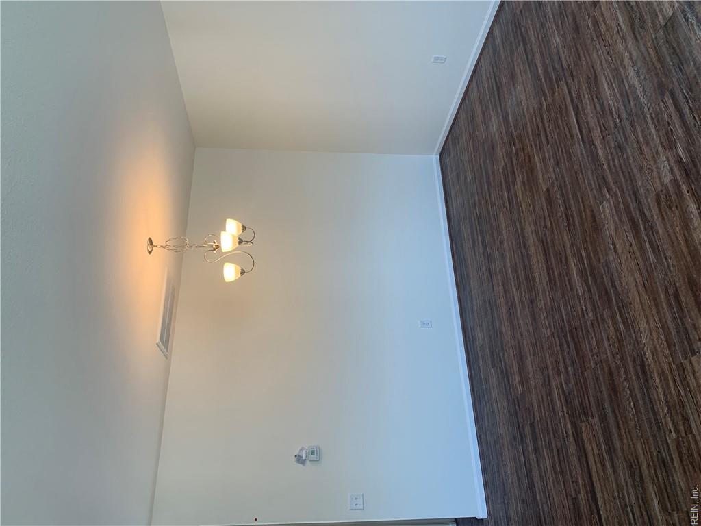 1011 Robinson Rd Property Photo 7