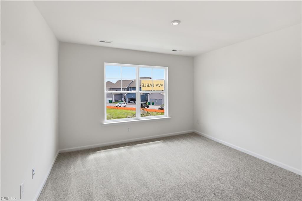 1533 Waltham Ln Property Photo 18