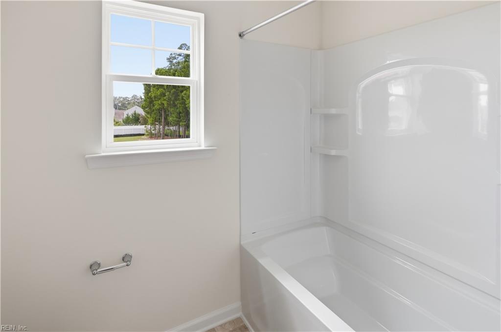 1533 Waltham Ln Property Photo 21