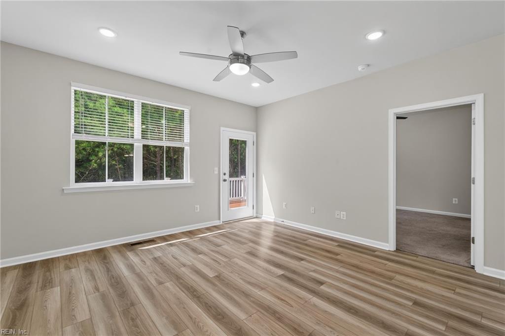 5732 Flowering Peach Ln Property Photo 12