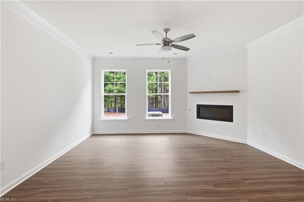 1535 Waltham Ln Property Photo 13