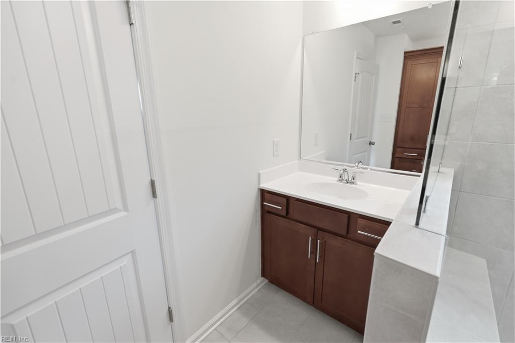 1535 Waltham Ln Property Photo 28