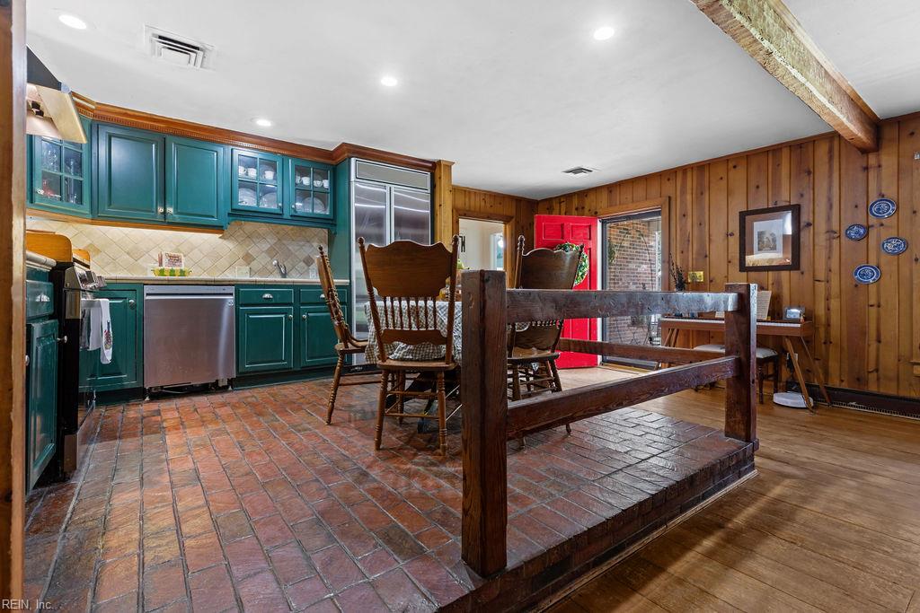 117 Verna St Property Photo 14