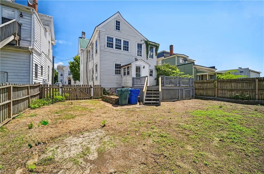117 Clay St Property Photo 21