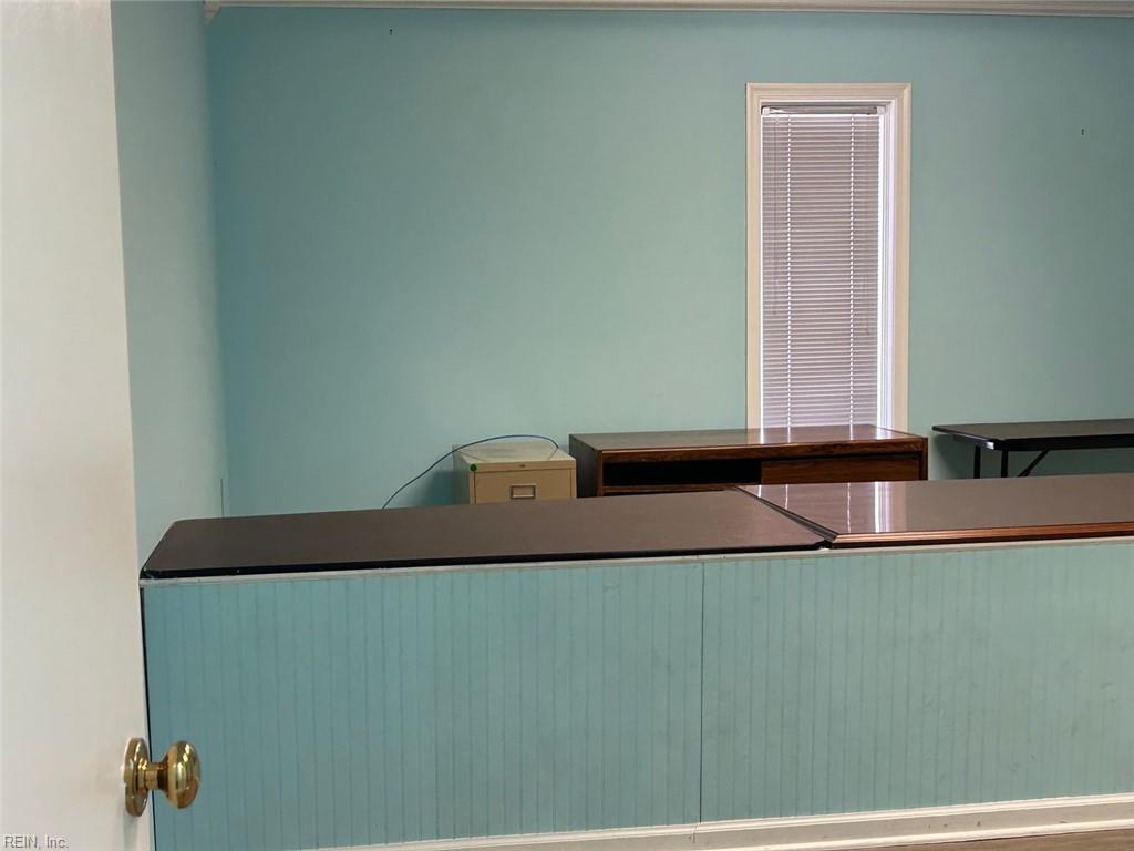5121 E Virginia Beach Blvd Property Photo 11