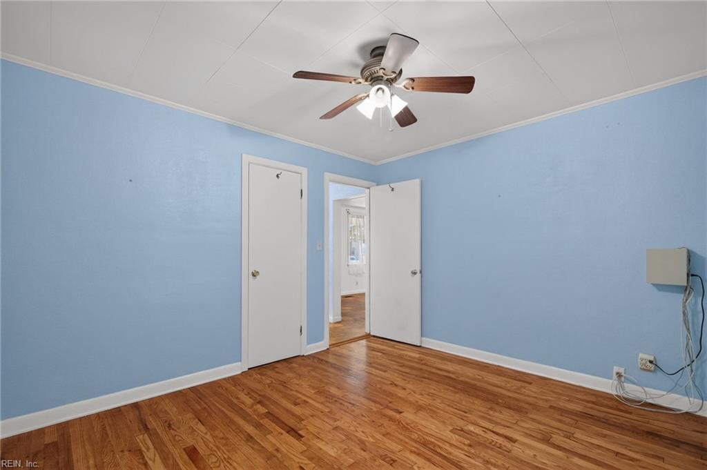 4710 Lind St Property Photo 17