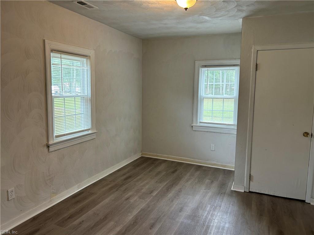 304 Centerville Tpke N Property Photo 9