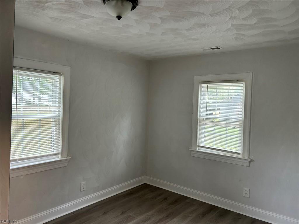 304 Centerville Tpke N Property Photo 10