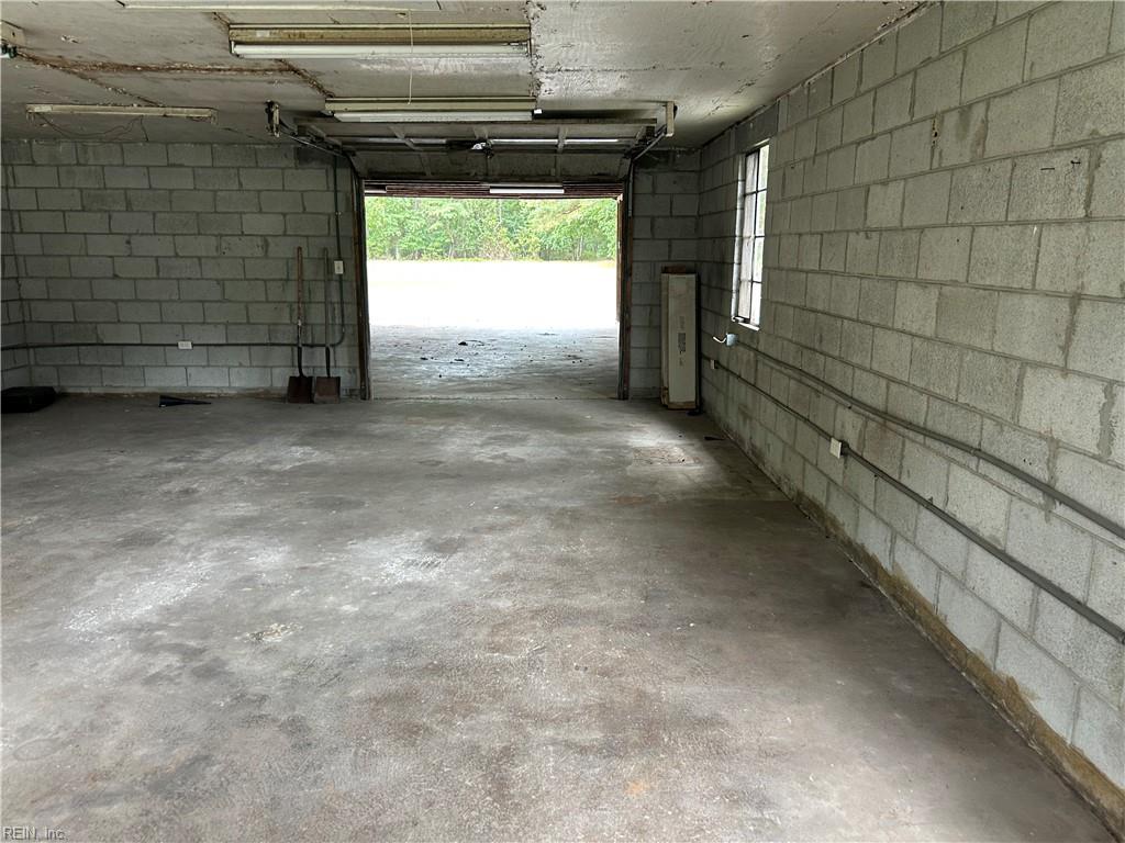 304 Centerville Tpke N Property Photo 18