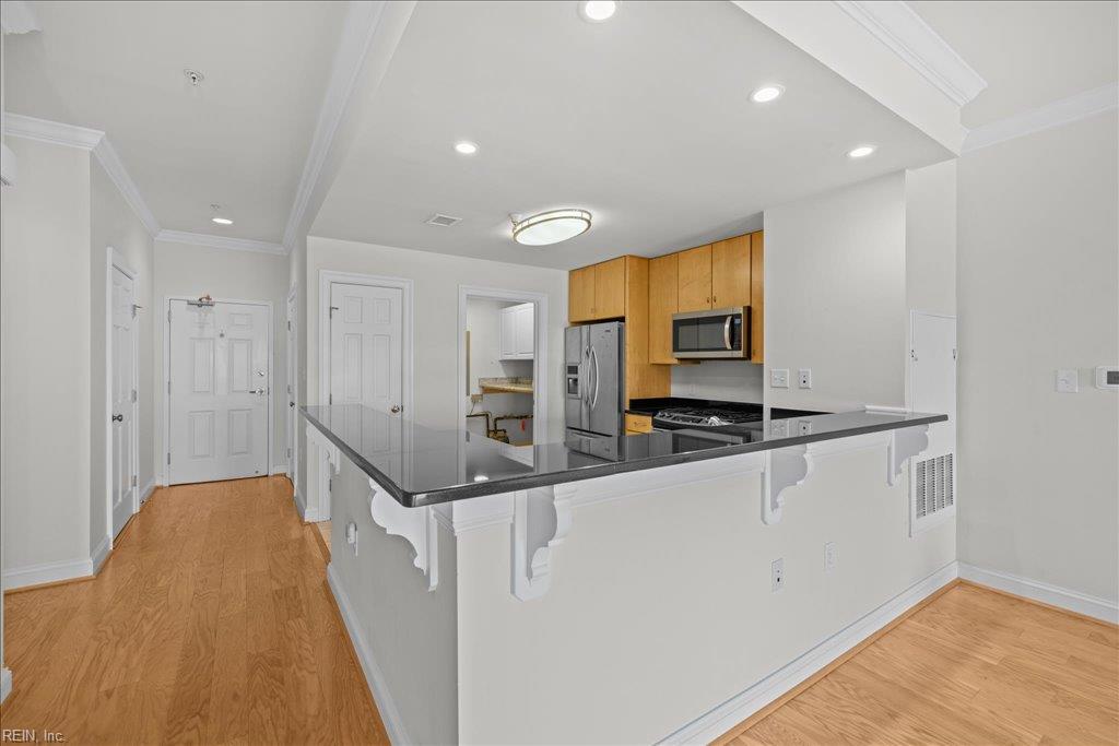123 College Pl Property Photo 11