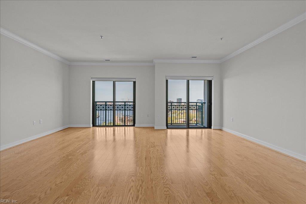 123 College Pl Property Photo 13