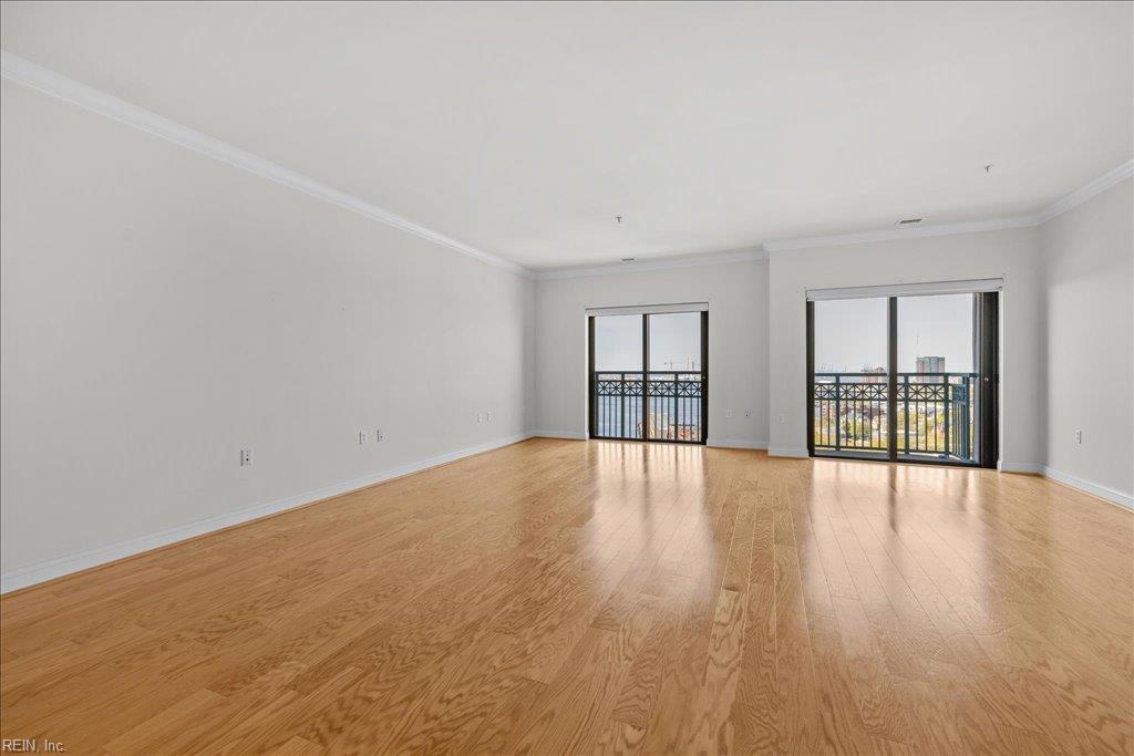 123 College Pl Property Photo 15