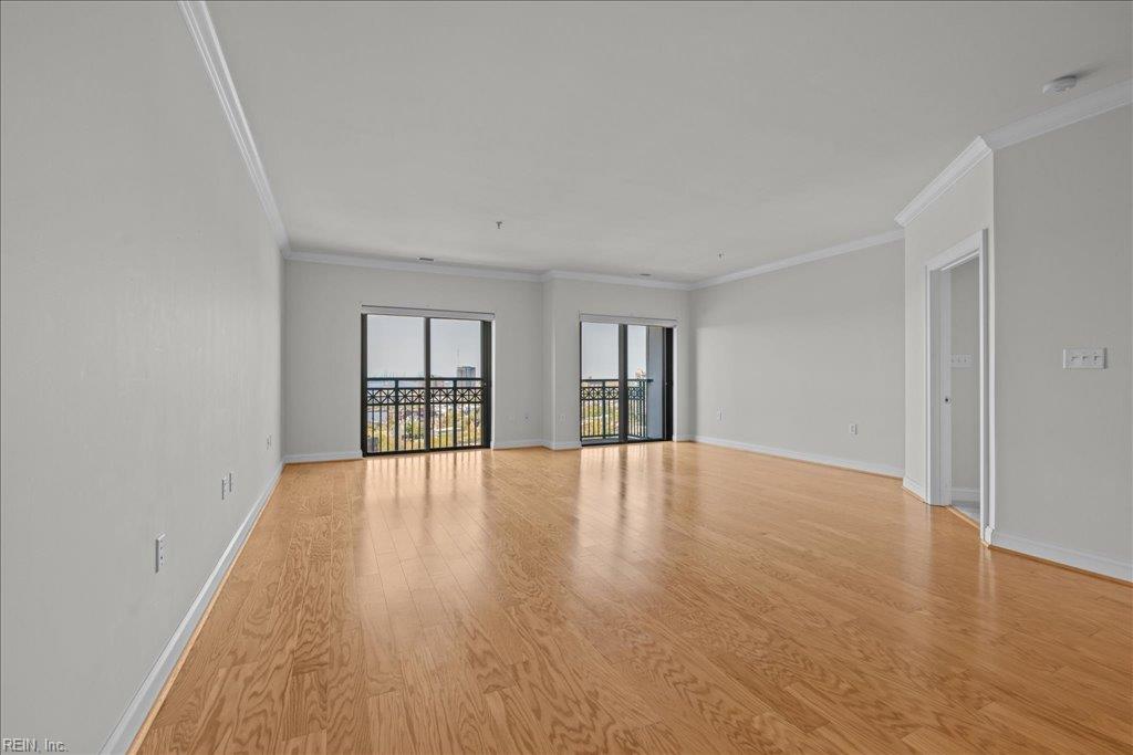 123 College Pl Property Photo 16