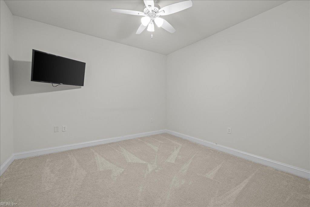 123 College Pl Property Photo 32