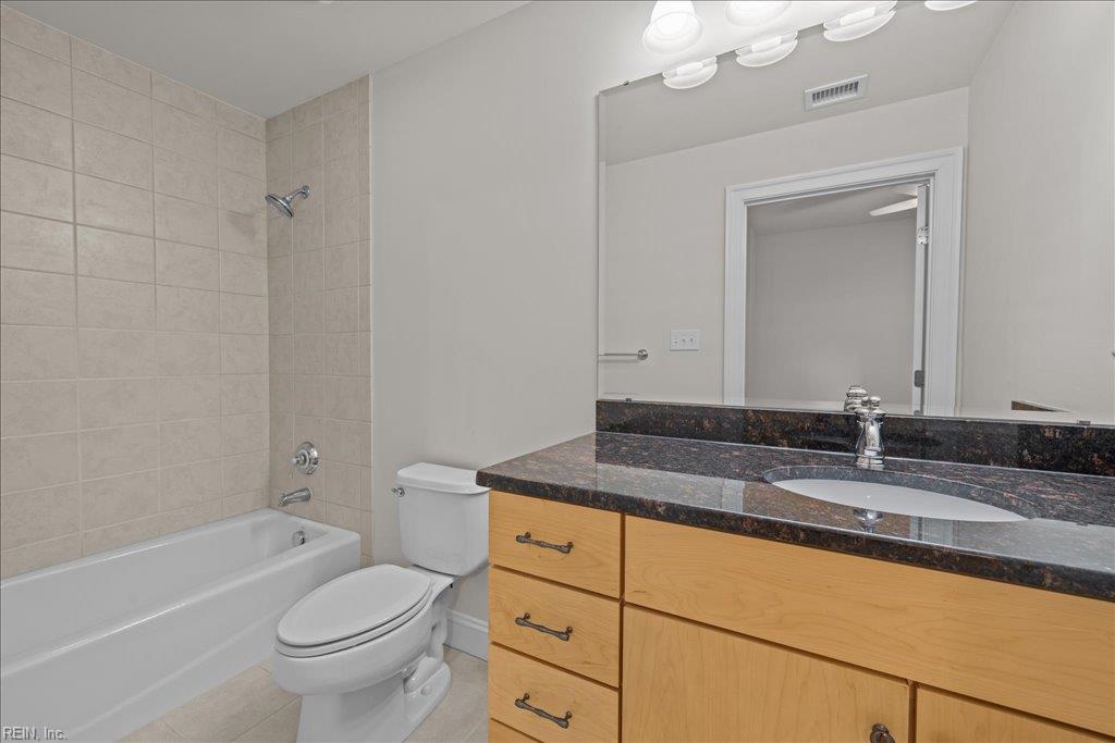 123 College Pl Property Photo 35