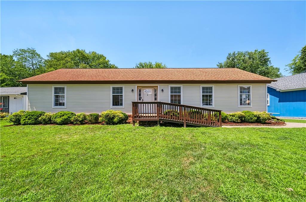 719 Mac Neil Dr Property Photo 1